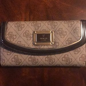 Guess wallet
